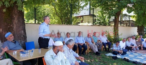  Akyazı İHL Mezunları Okul Bahçesinde Pilav Gününde Buluştu