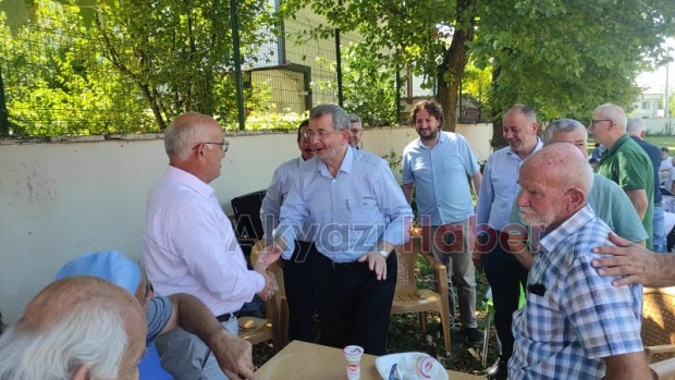  Akyazı İHL Mezunları Okul Bahçesinde Pilav Gününde Buluştu