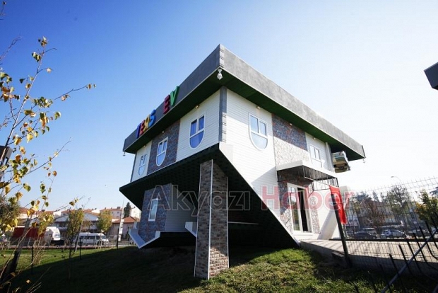 Ters Ev Sakarya’da sembol mekan oldu 