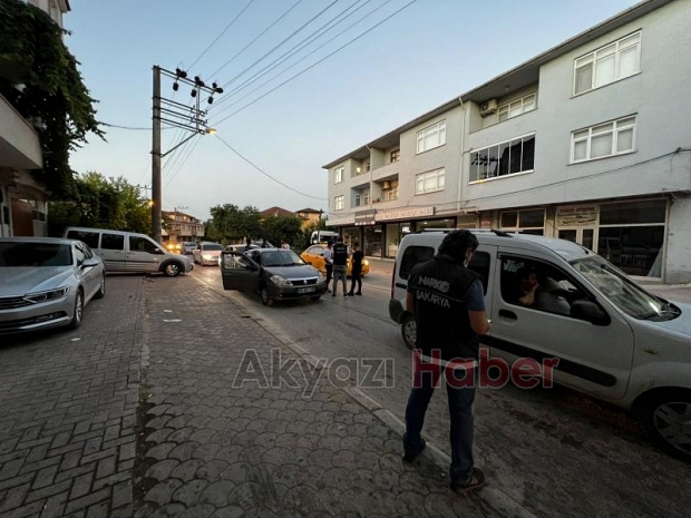 Narkotim Akyazı'da sahaya indi