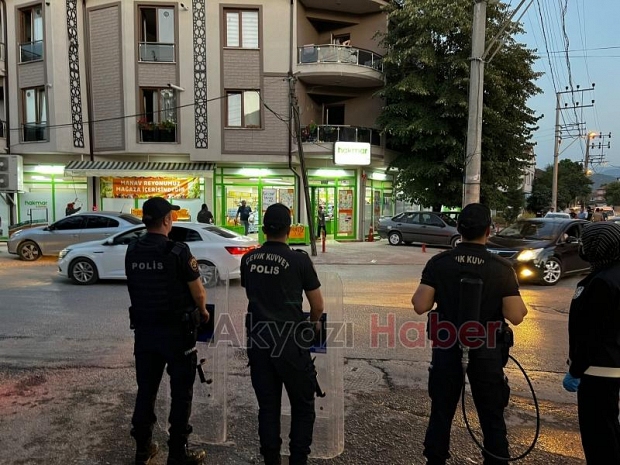 Narkotim Akyazı'da sahaya indi