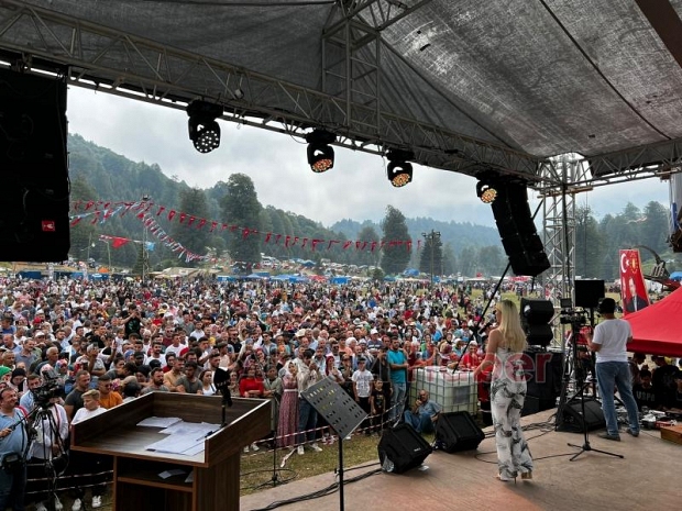 Acelle Yayla Şenliği'ne büyük katılım