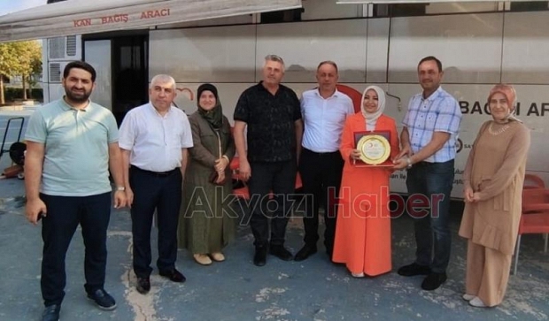 Çiğdem Erdoğan Atabek Akyazı'da