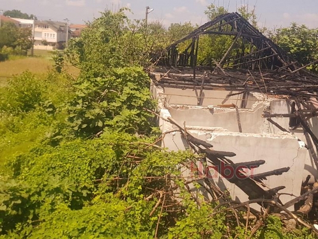  Vatandaş metruk evin yıkılmasını istiyor