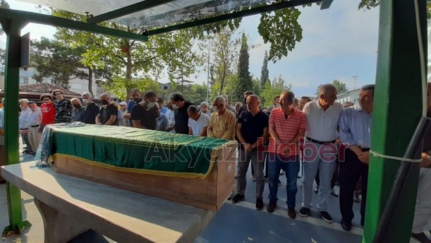 Leyla Öztürk defnedildi