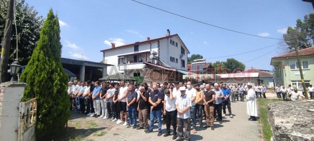 Nişanlısının gözleri önünde boğulan gence son görev