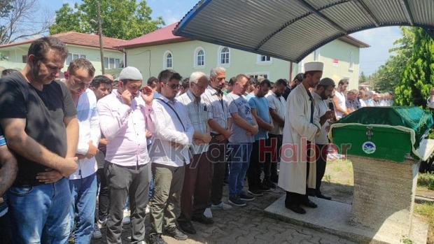 Nişanlısının gözleri önünde boğulan gence son görev