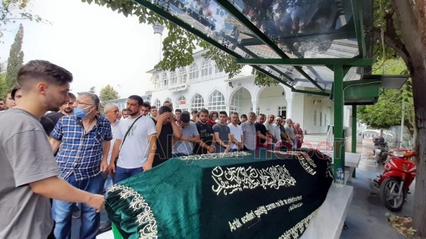 Tevfik İsmailtevfikoğlu Defnedildi