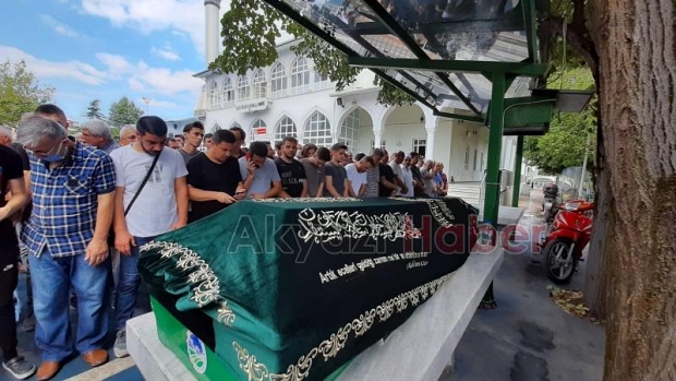 Tevfik İsmailtevfikoğlu Defnedildi
