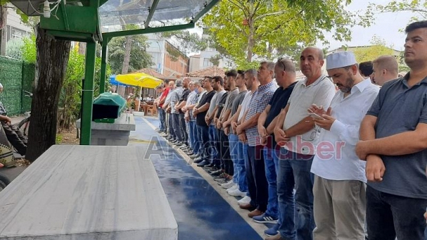 Tevfik İsmailtevfikoğlu Defnedildi