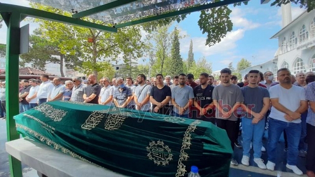 Tevfik İsmailtevfikoğlu Defnedildi