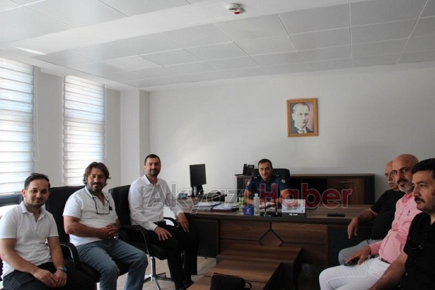   Akyazı Basın Birliği'nden İlçe Emniyet Müdürüne ziyaret