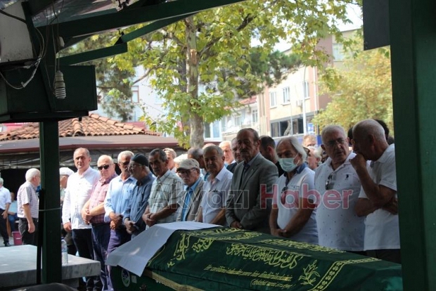 İrfan Papatya defnedildi