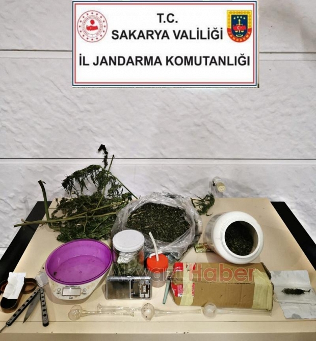 Uyuşturucu ticareti yapılan iş yerine baskın