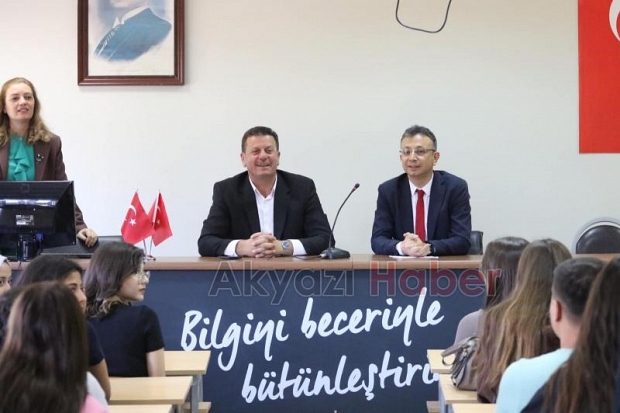 SUBÜ Akyazı'da İlk Ders Etkinliği Gerçekleştirildi