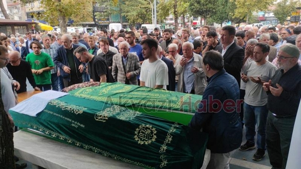 Özden Aydın, Güler Sezer ve İlhan Topuz Defnedildi