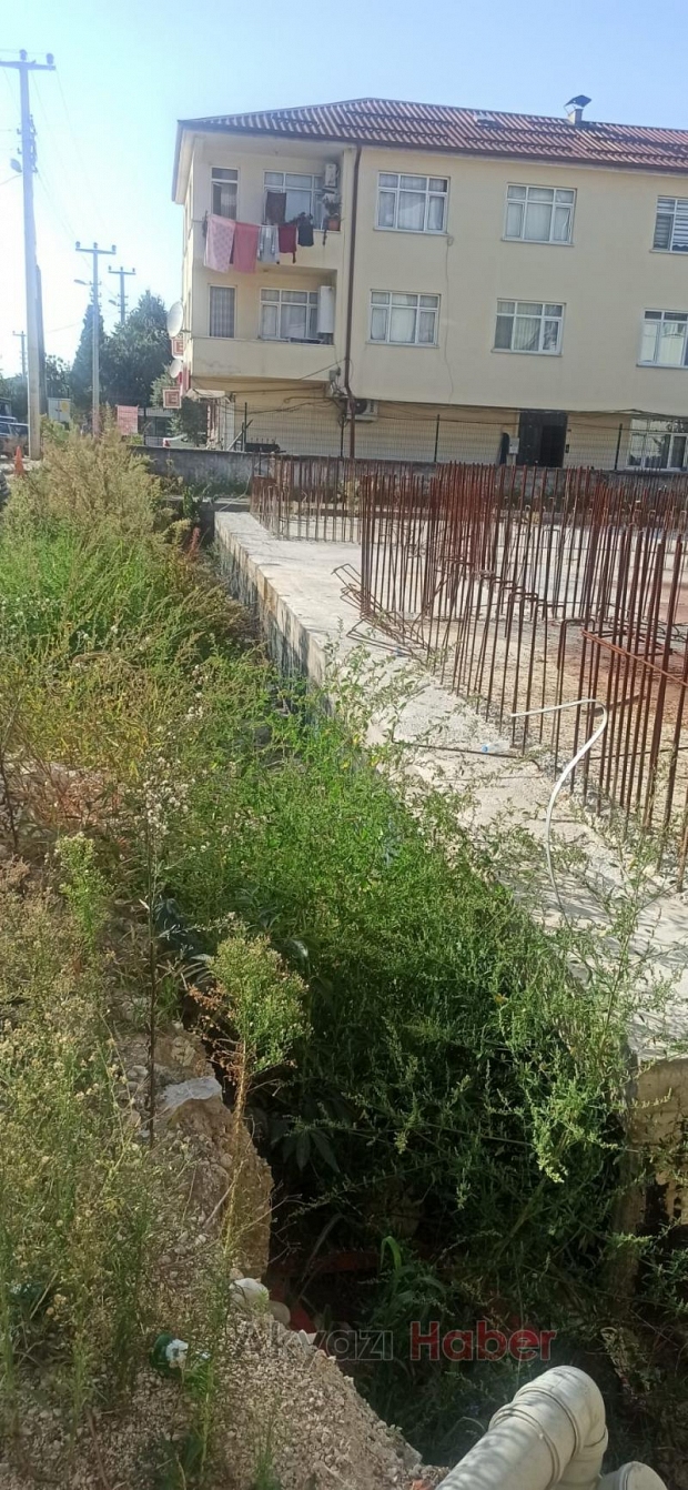 Sağlıklı Hayat Merkezi inşaatı durdu, vatandaş tepkili