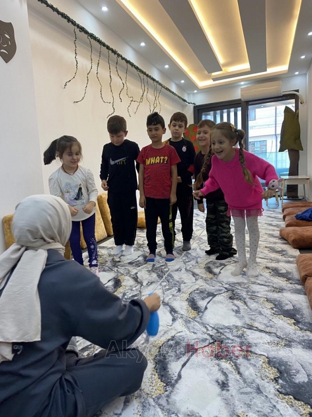 Akyazı'nın İlk Sanat ve Çocuk Etkinlik Atölyesi