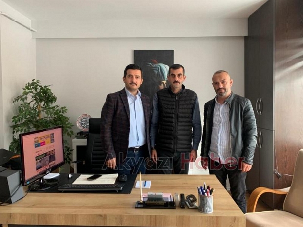  Soyhan Sofuoğlu'ndan Akyazı Haber'e ziyaret