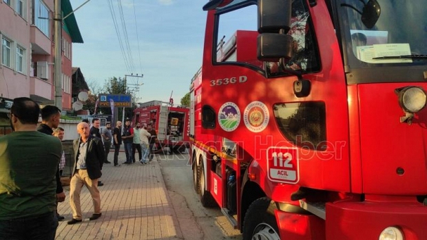 Akyazı'da çatı yangını
