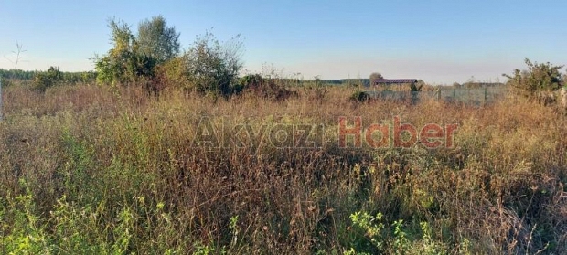 Akyazı'da belediyeye bakımsız park tepkisi