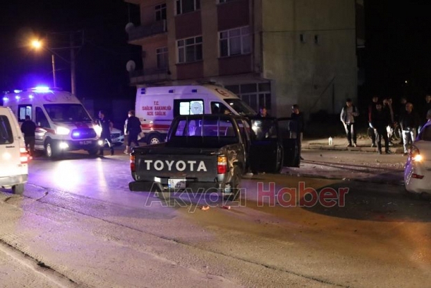 Akyazı'da kaza 2 yaralı