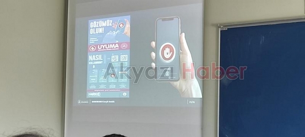 Akyazı'da üniversitelilere uyuşturucuyla mücadele söyleşisi