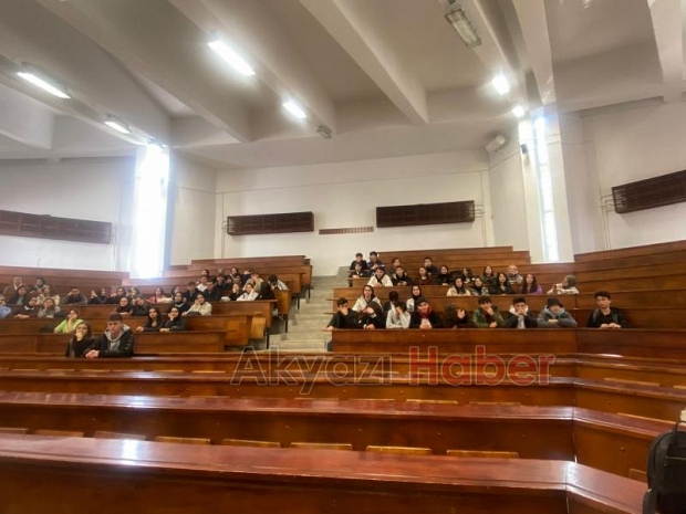 Anadolu Lisesi öğrencileri Anadolu Üniversitesi’ni gezdi