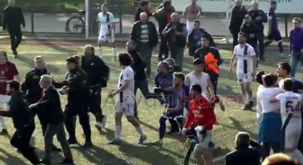 Amatör Lig’de yumruklar havada uçuştu