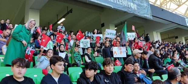 Nehrin çocukları takımıyla kenetleniyor