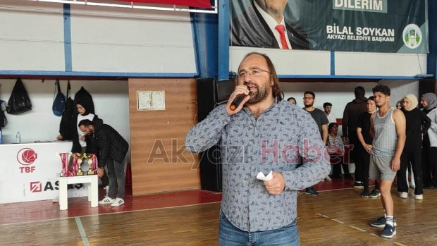 Akyazı Fakülte ve MYO'da Voleybol turnuvası