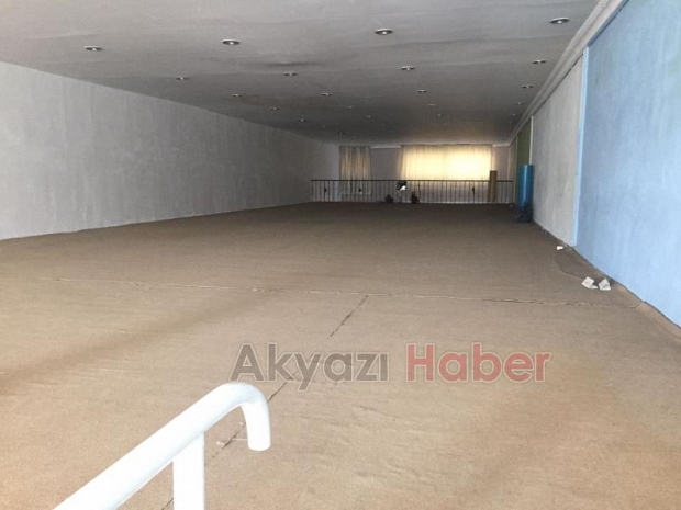 İlçe merkezinde kiralık dükkan