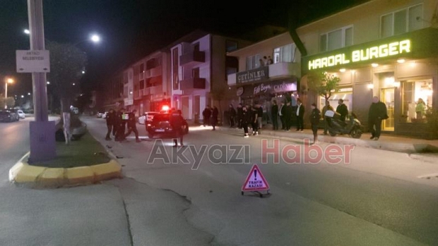 Akyazı'da maddi hasarlı kaza