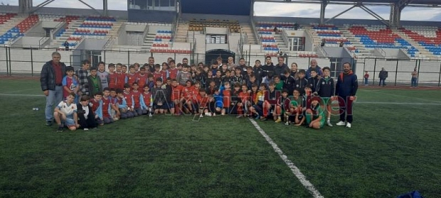 Akyazı'da futbol turnuvası düzenlendi