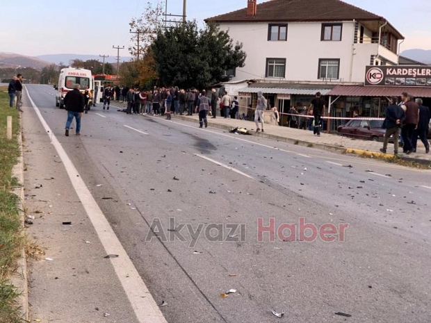 Akyazı'da motosiklet sürücüsü feci şekilde öldü