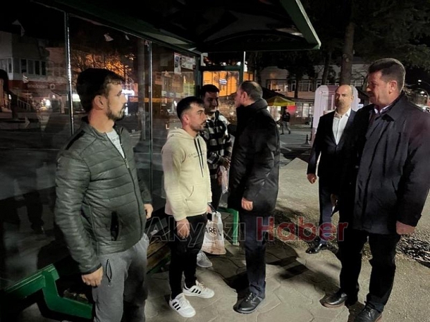 Sakarya'da depremden etkilenen vatandaşlar hastaneye kaldırıldı