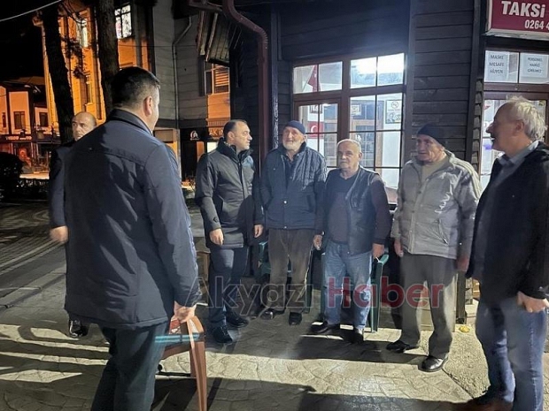  Sakarya'da depremden etkilenen vatandaşlar hastaneye kaldırıldı