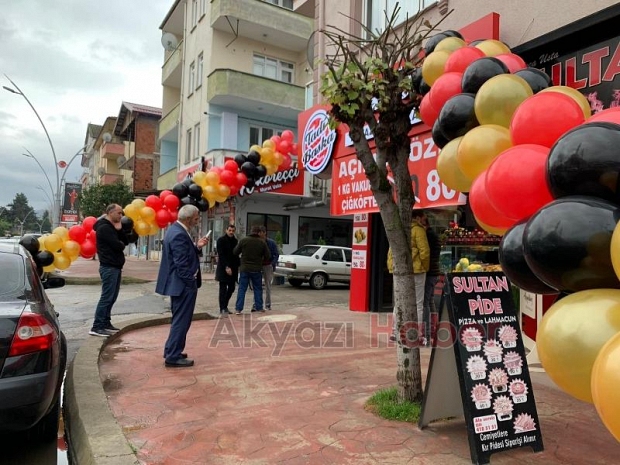 Tadı Başka Çiğ Köfte Hizmete Başladı