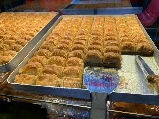 Tadı Başka Çiğ Köfte Hizmete Başladı