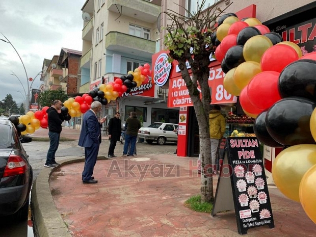 Tadı Başka Çiğ Köfte Hizmete Başladı