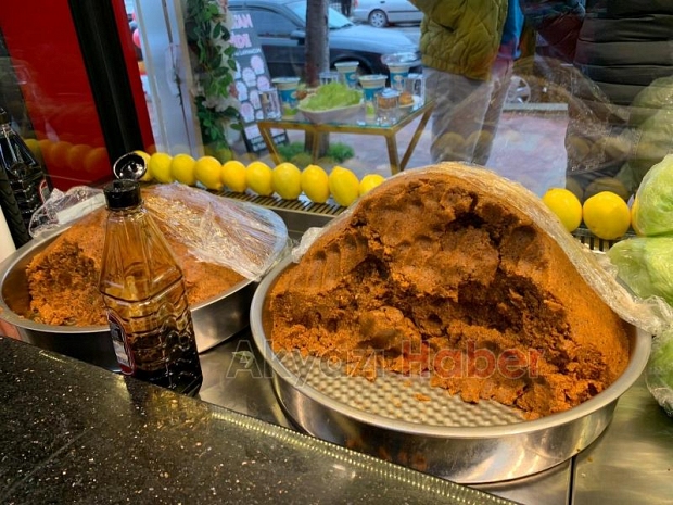 Tadı Başka Çiğ Köfte Hizmete Başladı