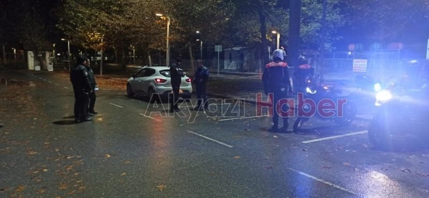 Sakarya polisinden parklar ve metruk evlere yönelik uygulama