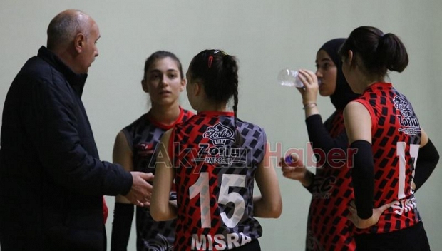 Alaağaçspor A ve B Voleybol takımlarında hedef şampiyonluk