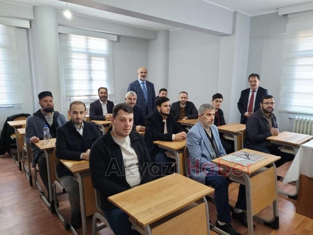 Akyazı'da Ezanı Güzel Okuma Kursu açıldı