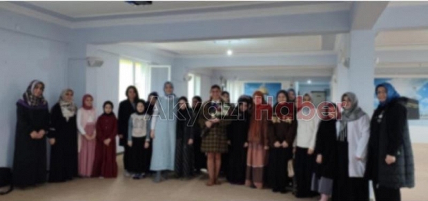Akyazı'da Kur an Kursu öğrencileri ve velileri bilgilendirildi