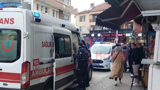 Bebek arabasından düşüp yaralandı