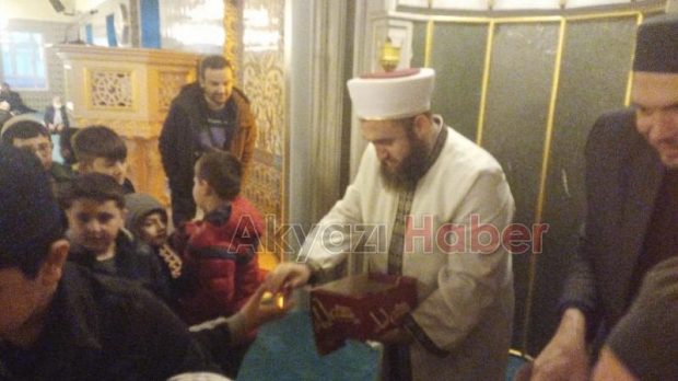 Baba Oğul Aynı Safta