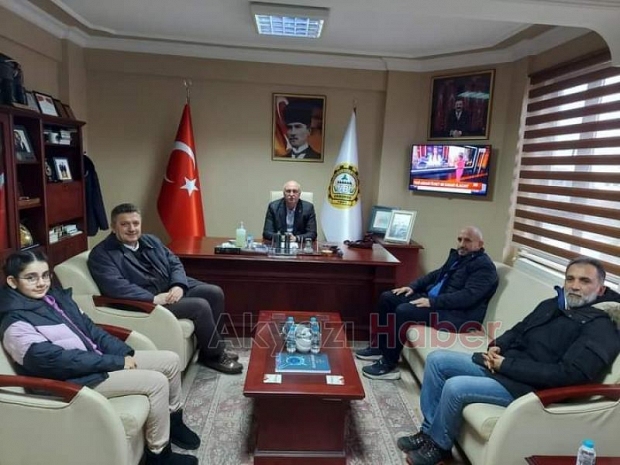 Şampiyon Sare Kaya'dan A.Şener Bayraktar'a ziyaret