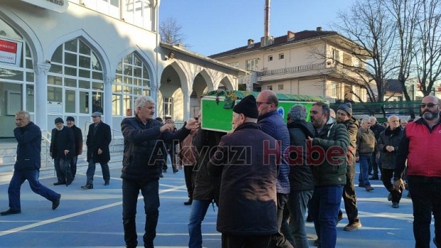 Ayşe Kopyaoğlu dualarla defnedildi