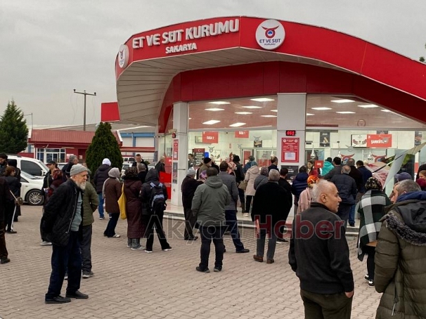 Et ve Süt Kurumu'nda ucuz et kuyruğu
